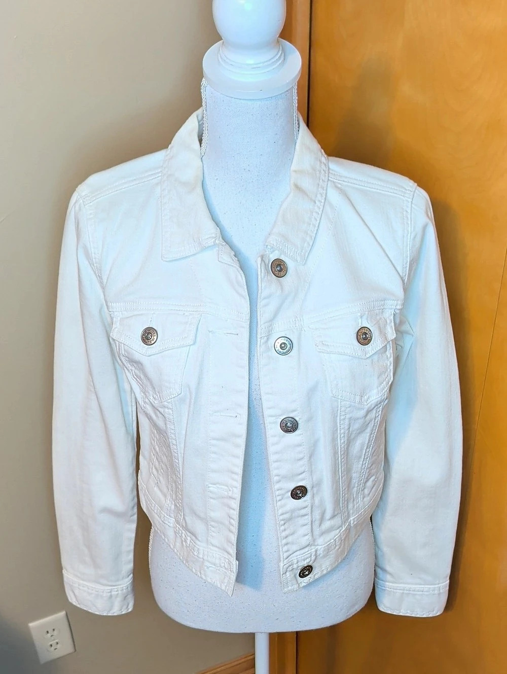 Maurices White Denim Cropped Jean Jacket White Size Medium